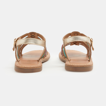 صندل جلد باللون الذهبي للفتيات